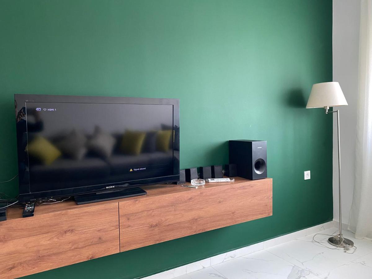 Lovely 4-Bedroom Condo With Pool Rabat Bagian luar foto